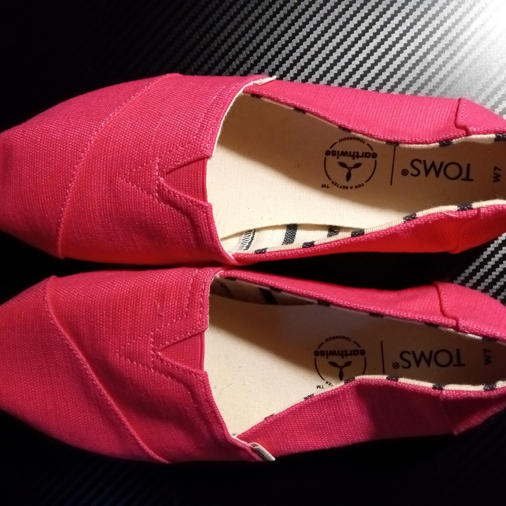 Toms Pink Canvas Flats with Elastic Panels